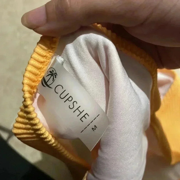 Cupshe Ribbed Bikini Bottom Size M - Picture 4 of 7